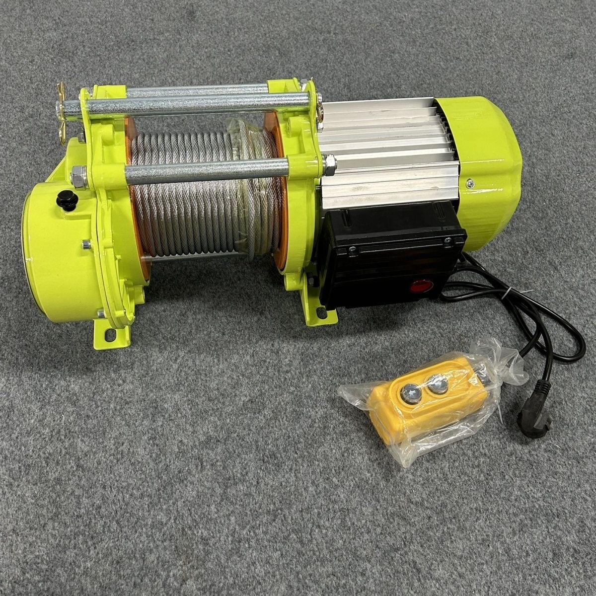 Heavy-duty electric wire rope hoist side view