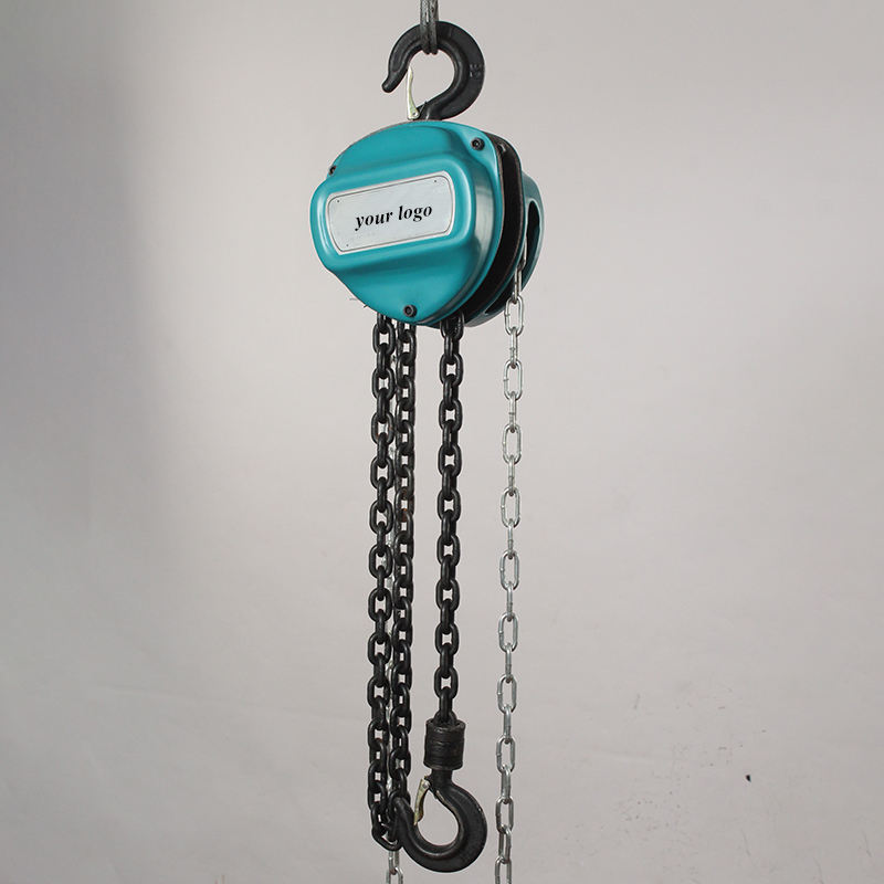 Manual chain hoist front view with black hooks