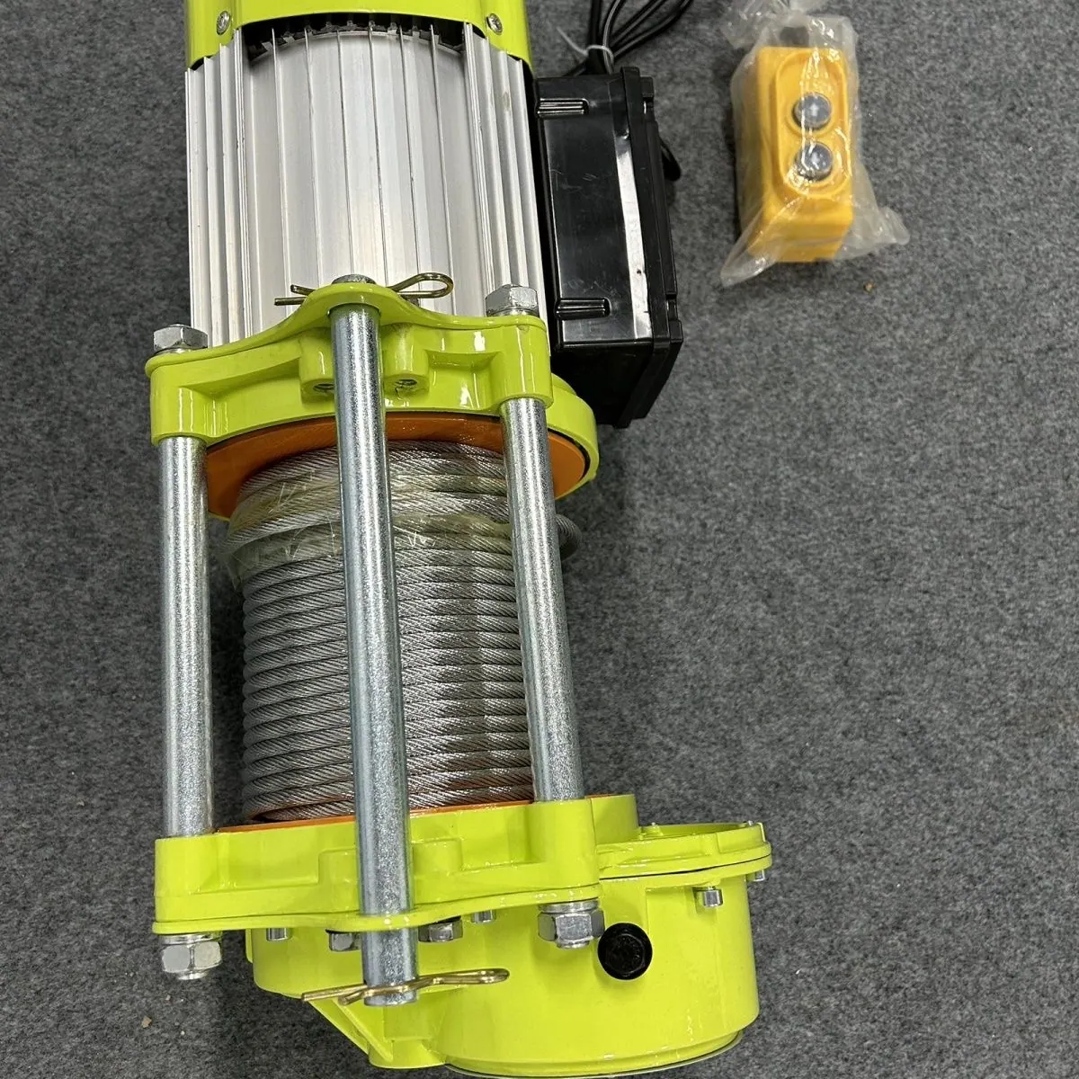 Wire rope drum close-up with pendant control